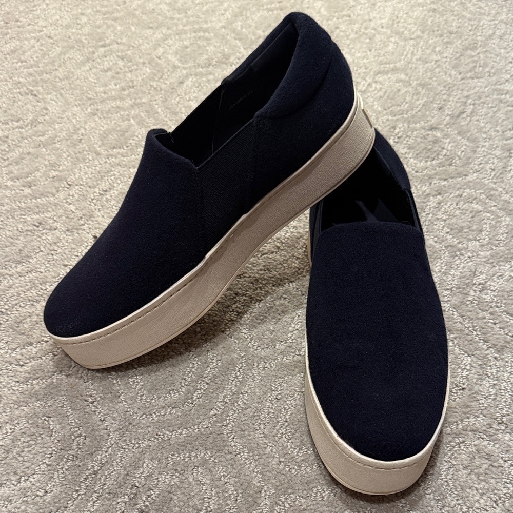 Vince Women Dark Blue Slip-On Loafers